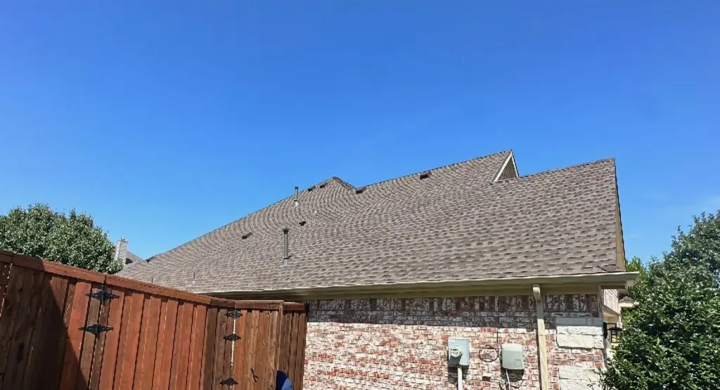 Completed roof replacement project in East Los Angeles